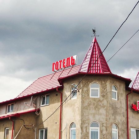 Імперія Otaci Екстериор снимка